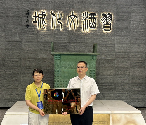 “酱香海外”落地习酒文化城，侨媒见证品牌与文化的双向奔赴