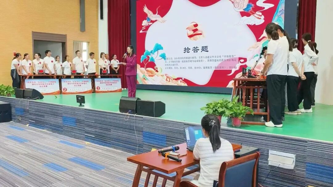 讲团结 促和睦 筑同心